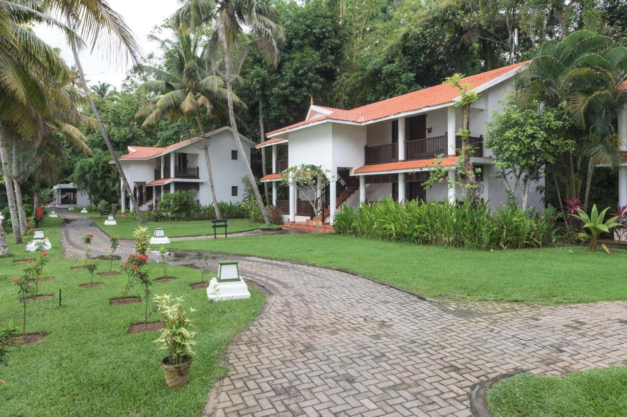 מלון Nīndakara Club Mahindra Ashtamudi מראה חיצוני תמונה