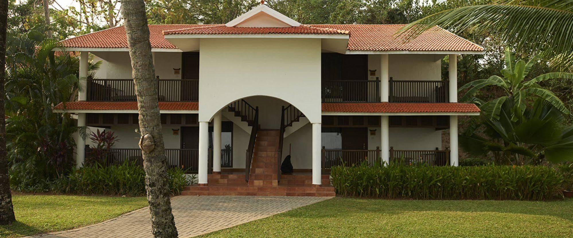 מלון Nīndakara Club Mahindra Ashtamudi מראה חיצוני תמונה